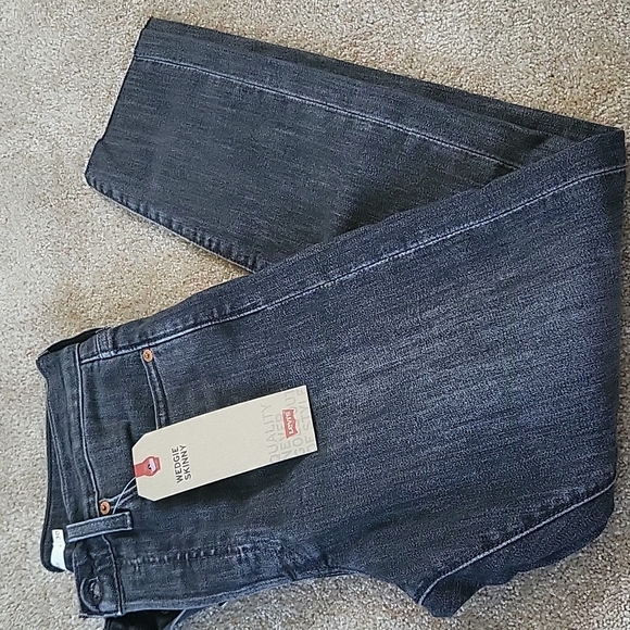 Levi's Denim - Nwt Levi's wedgie skinny grey washed 10 waist 30